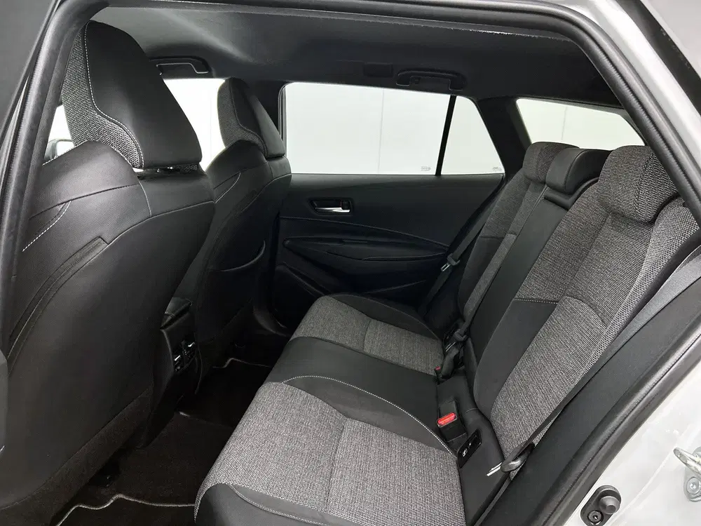 Toyota Corolla Hybrid 140 Dynamic uit 2025, foto 15