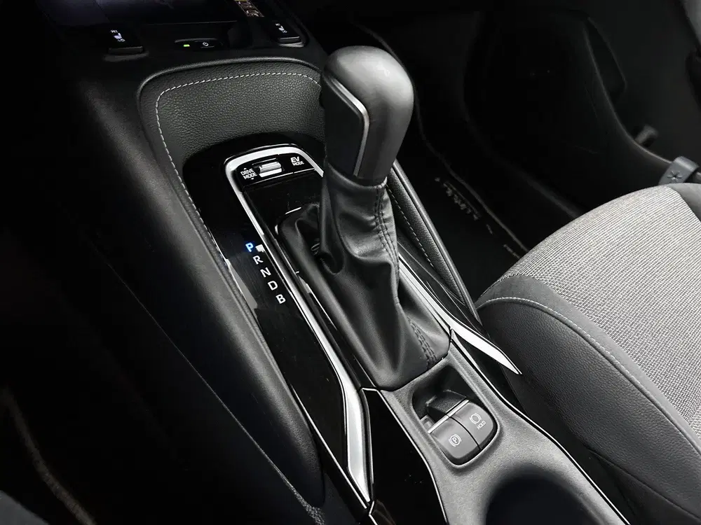 Toyota Corolla Hybrid 140 Dynamic uit 2025, foto 9