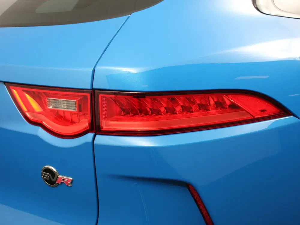 Jaguar F-Pace 5.0 V8 AWD SVR 551 pk Panorama dak Meridia uit 2019, foto 9