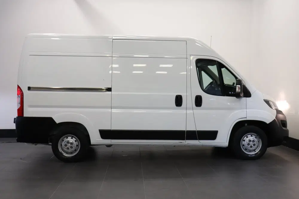 Peugeot Boxer 2.2 BlueHDi L2H2 140PK uit 2020, foto 8