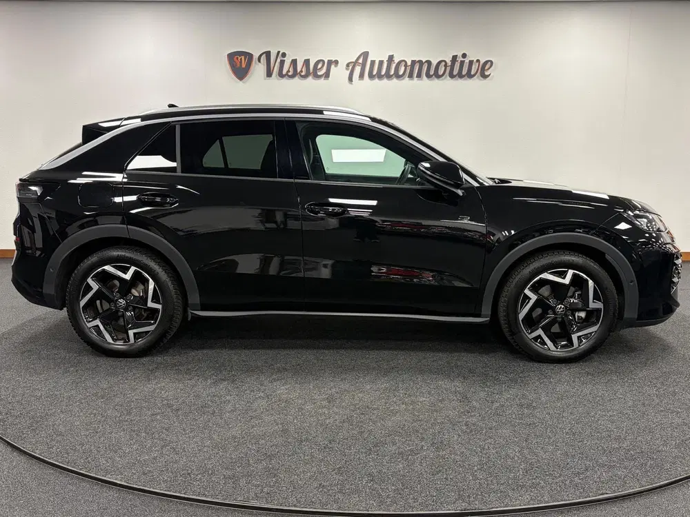 Volkswagen T-Roc 1.5 eTsi R-Line First Edition*Electr-Klep* uit 2026, foto 2