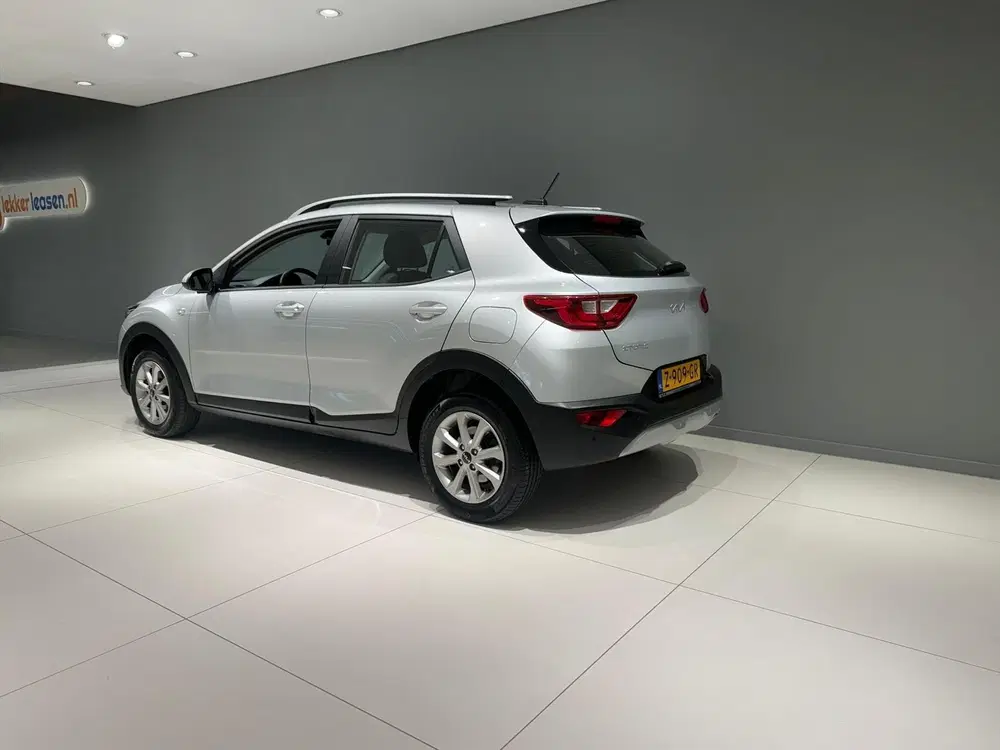 Kia Stonic 1.0 T-GDi MHEV 100pk DynamicLine uit 2024, foto 3