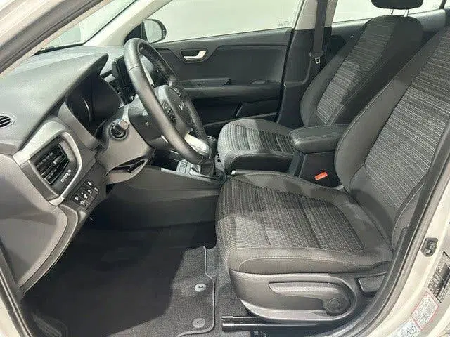 Kia Stonic 1.0 T-GDi MHEV 100pk DynamicLine uit 2024, foto 4