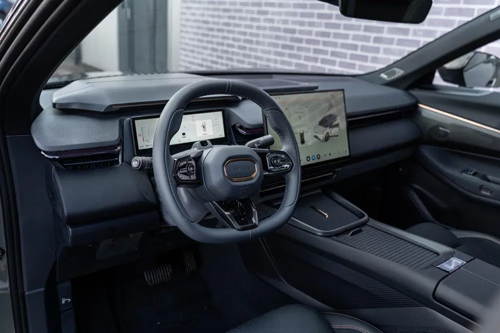 Lynk & Co 08 1.5 Plug-in Hybrid More uit 2025, foto 2