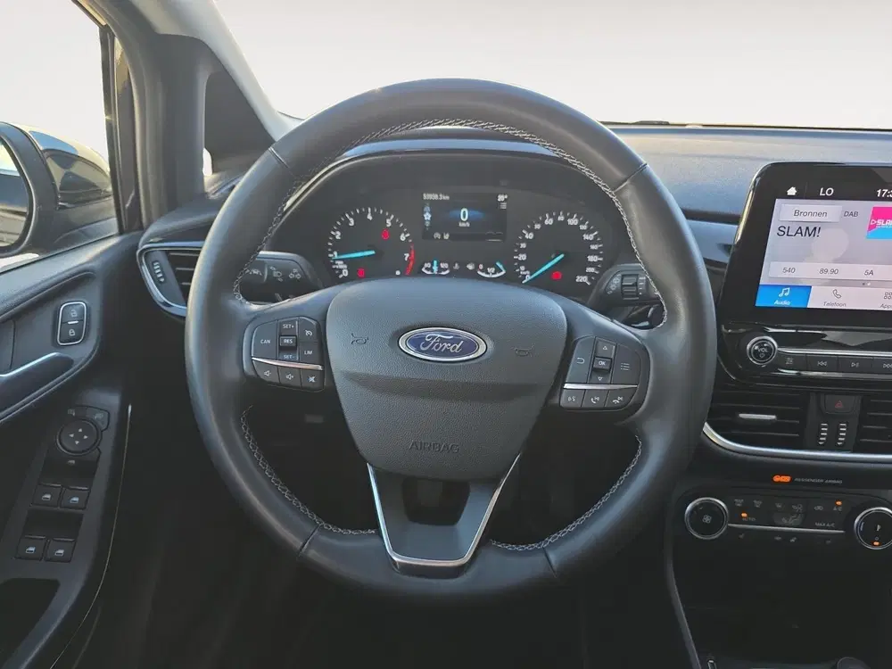 Ford Fiesta 1.0 EcoBoost Hybrid Titanium uit 2023, foto 11