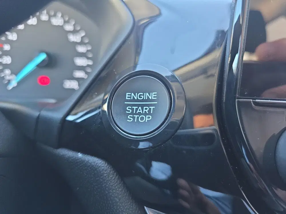 Ford Fiesta 1.0 EcoBoost Hybrid Titanium uit 2023, foto 13