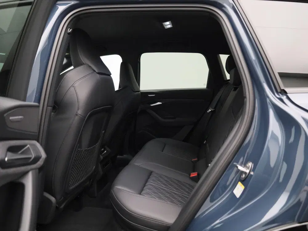 Audi Q6 e-tron edition quattro 100 kWh 387 PK uit 2026, foto 10