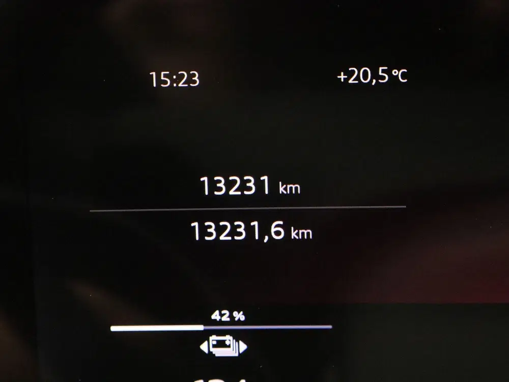 Audi Q6 e-tron edition quattro 100 kWh 387 PK uit 2026, foto 8
