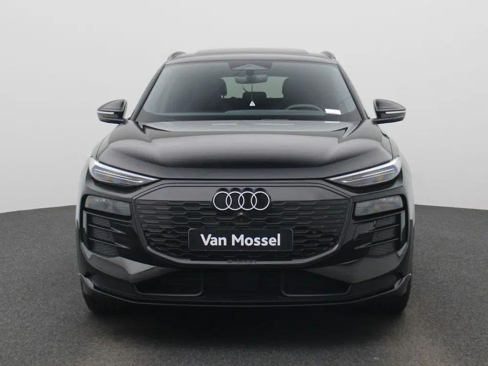 Audi Q6 e-tron edition quattro 100 kWh 387 PK uit 2025, foto 3