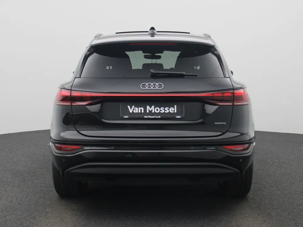 Audi Q6 e-tron edition quattro 100 kWh 387 PK uit 2025, foto 5