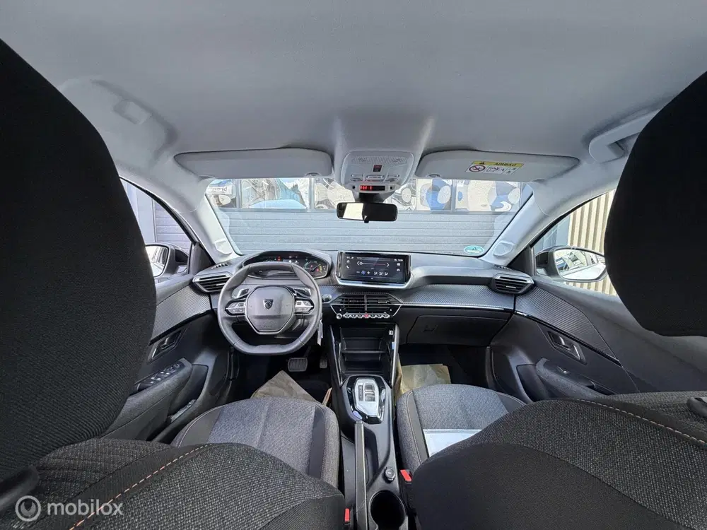 Peugeot 208 1.2 Hybrid 110 e-DCS6 Allure uit 2025, foto 10