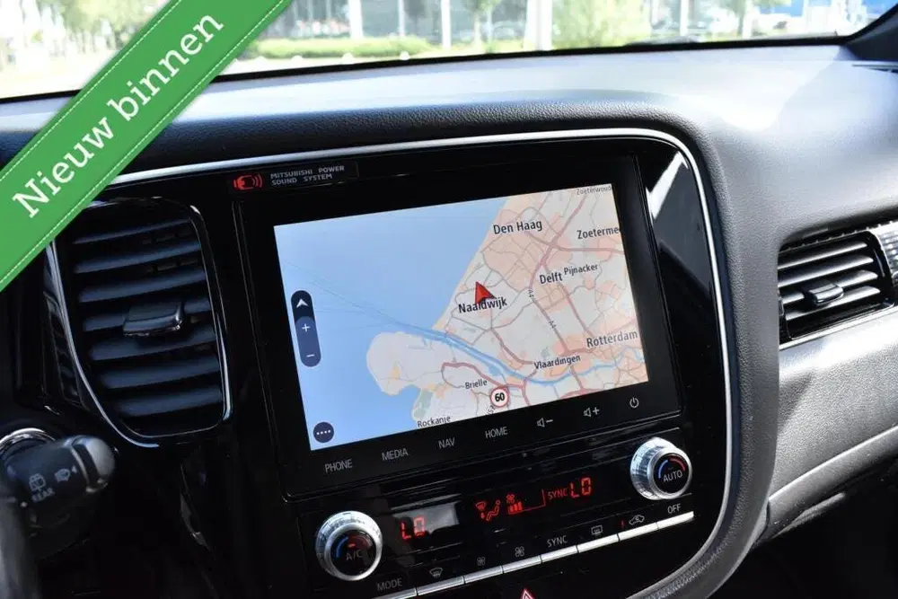 Mitsubishi Outlander 2.4 PHEV Diamand Edition 360º uit 2020, foto 14