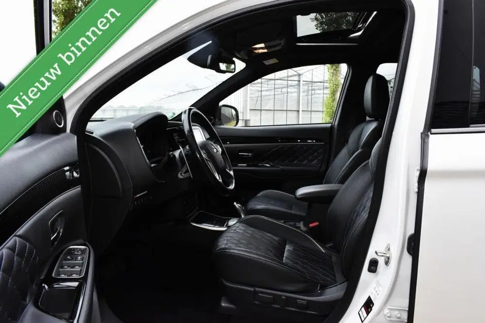 Mitsubishi Outlander 2.4 PHEV Diamand Edition 360º uit 2020, foto 5