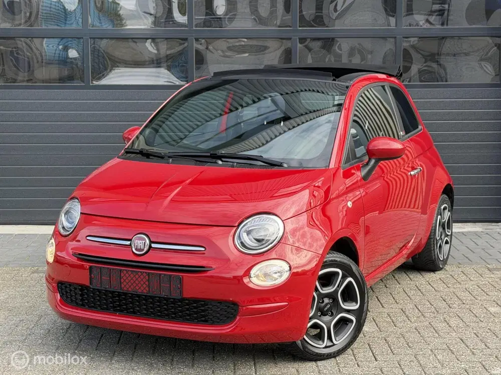 Fiat 500C 1.0 Hybrid Red uit 2023
