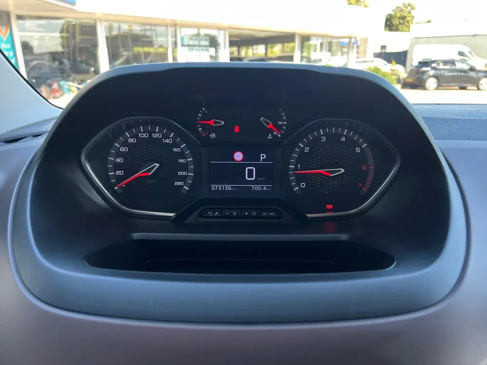 Peugeot Rifter 1.2 130PK PureTech GT uit 2022, foto 14