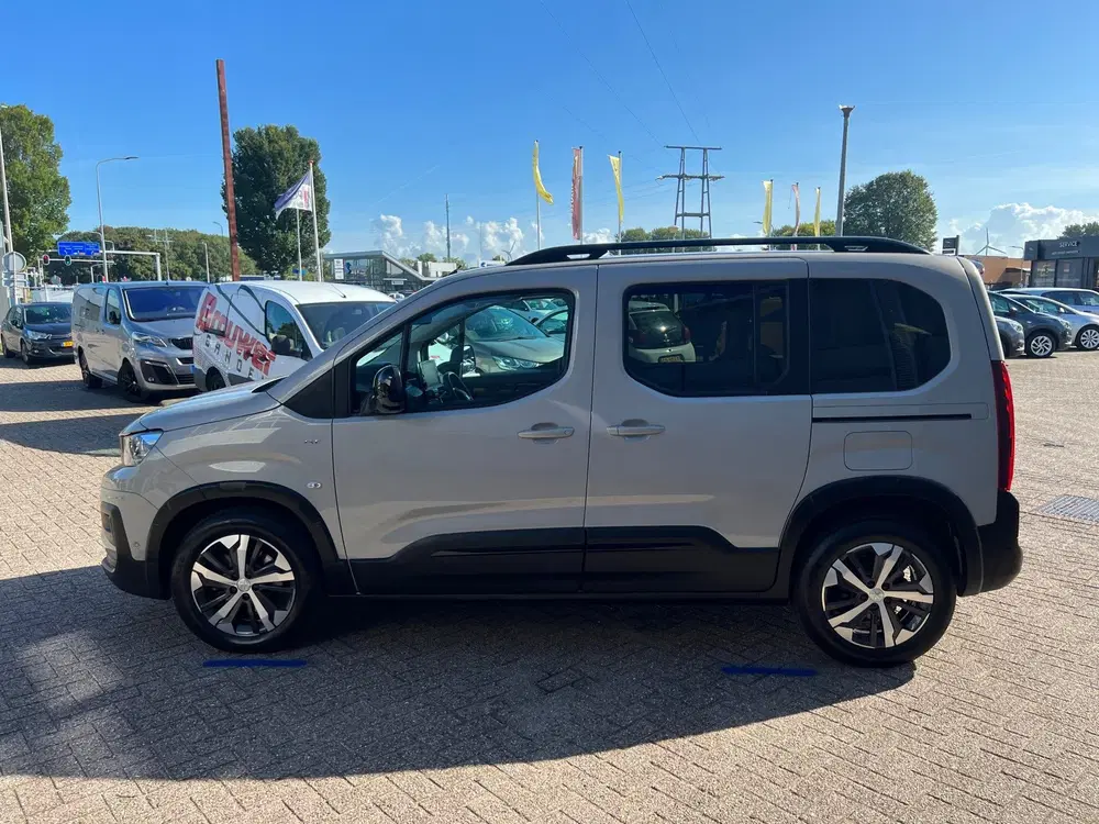 Peugeot Rifter 1.2 130PK PureTech GT uit 2022, foto 5
