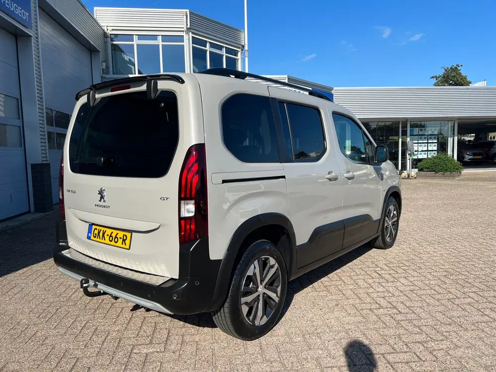 Peugeot Rifter 1.2 130PK PureTech GT uit 2022, foto 8