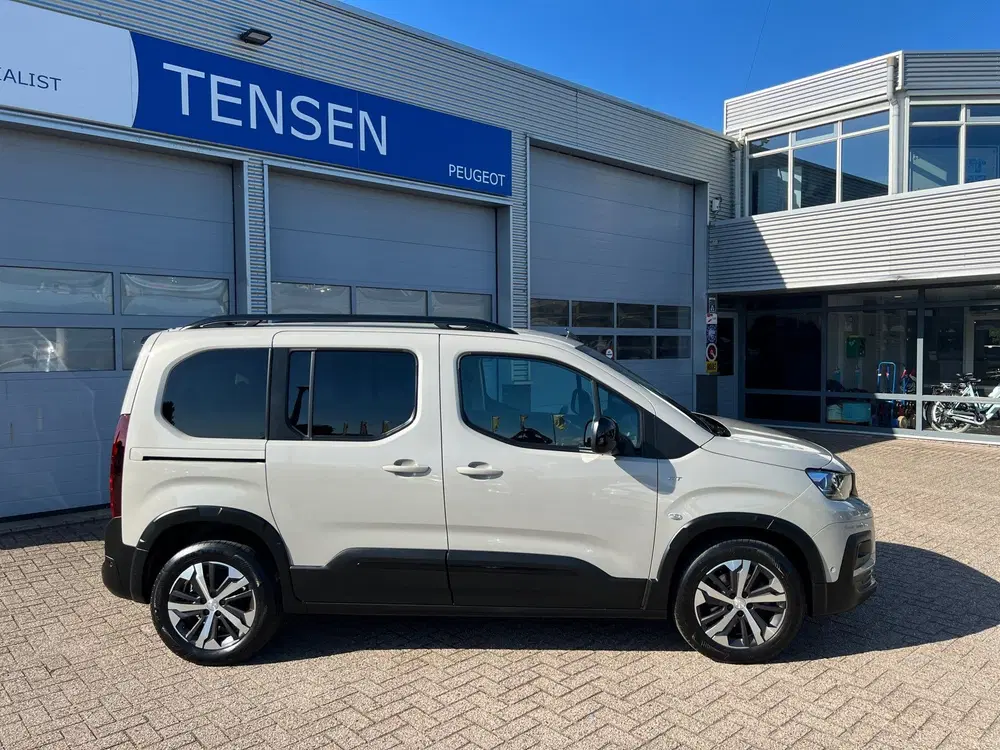 Peugeot Rifter 1.2 130PK PureTech GT uit 2022, foto 9