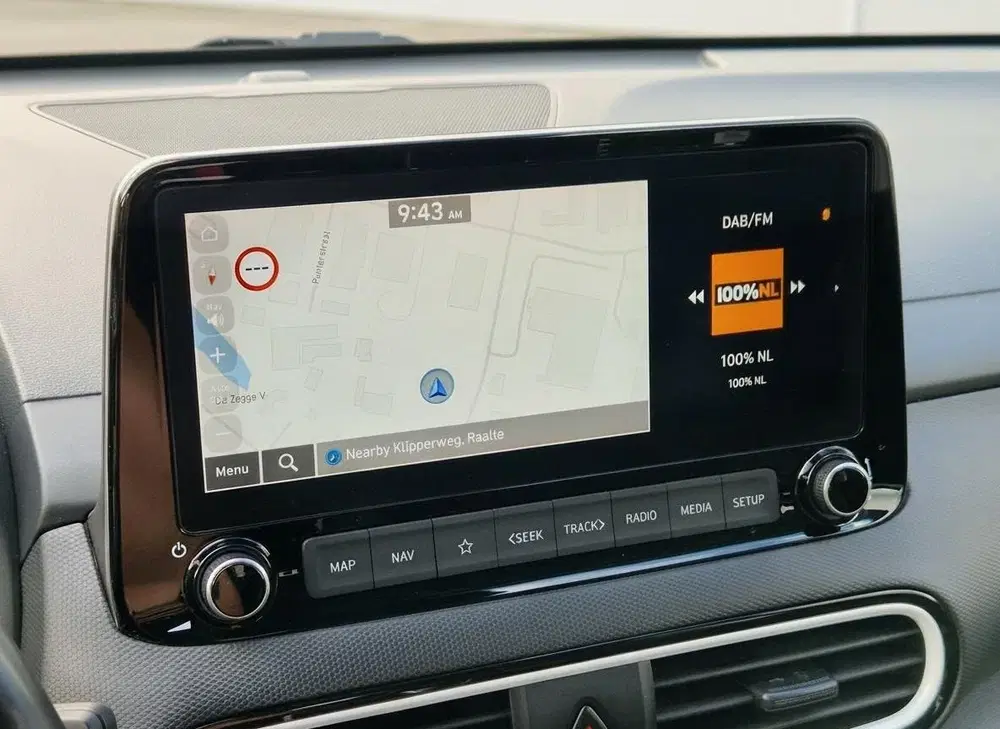 Hyundai KONA 1.6 GDI HEV Premium STOEL uit 2019, foto 15