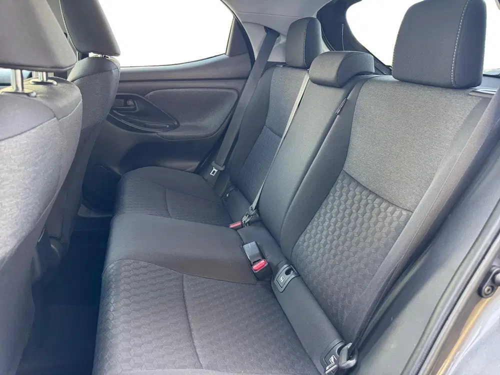 Toyota Yaris 1.5 Hybrid Style uit 2021, foto 9