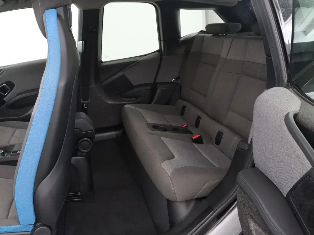 BMW i3 Basis 120Ah 42 kWh uit 2019, foto 7