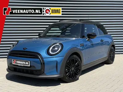 Mini Cooper 1.5 Cooper Pano uit 2022