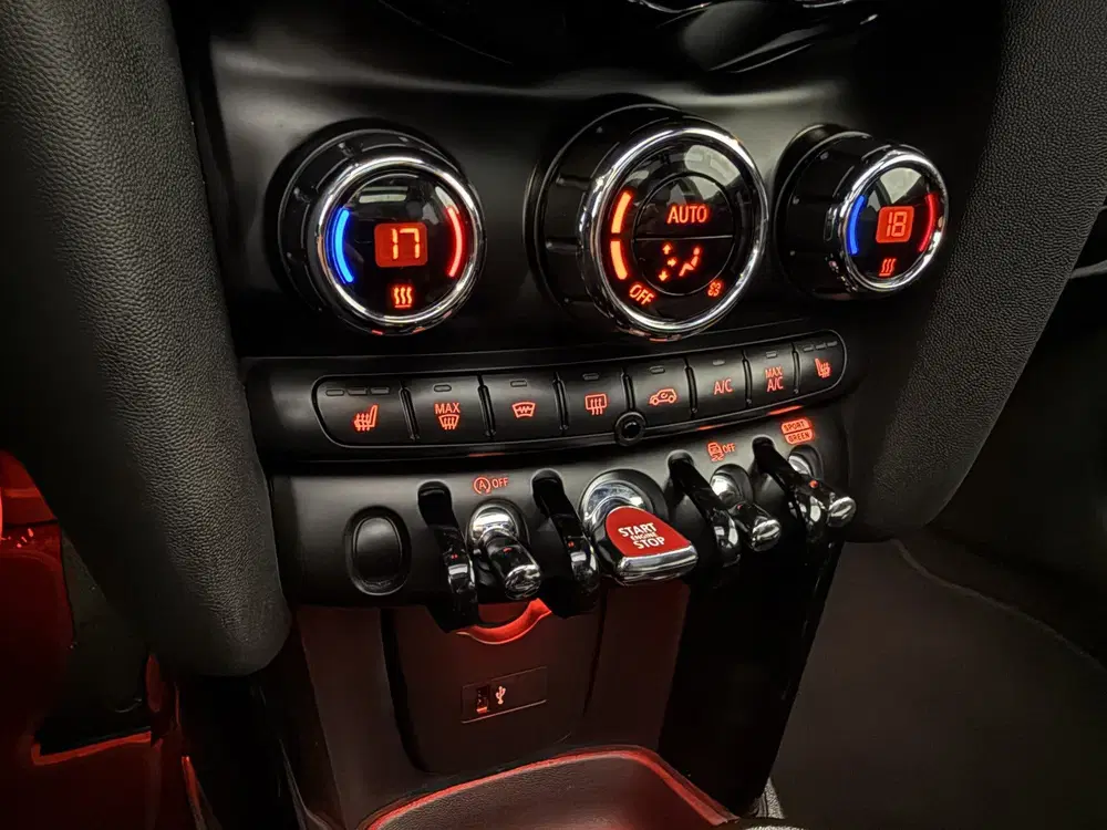 Mini Cooper 1.5 Cooper Pano uit 2022, foto 15