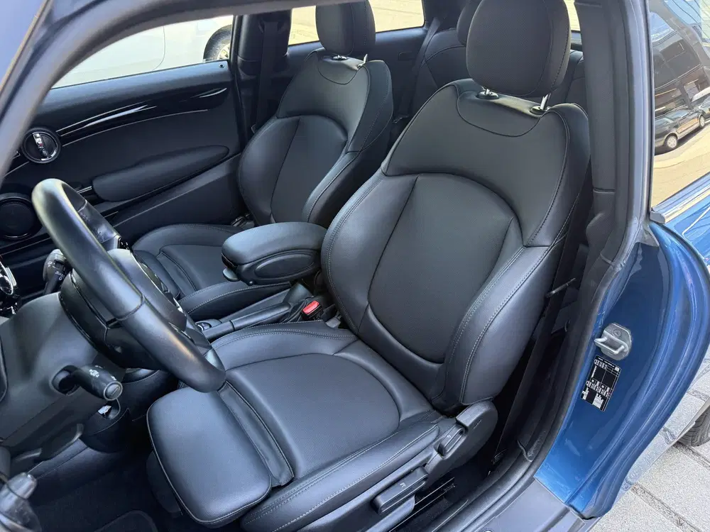 Mini Cooper 1.5 Cooper Pano uit 2022, foto 8