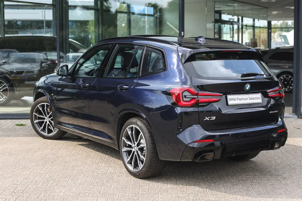 BMW X3 xDrive20i High Executive M Sport Automaat uit 2024, foto 2