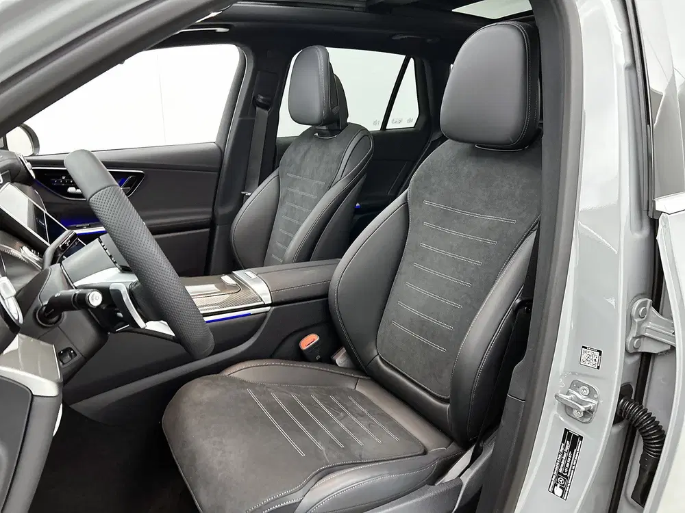 Mercedes-Benz GLC 300e 4MATIC Business Solution AMG uit 2026, foto 4
