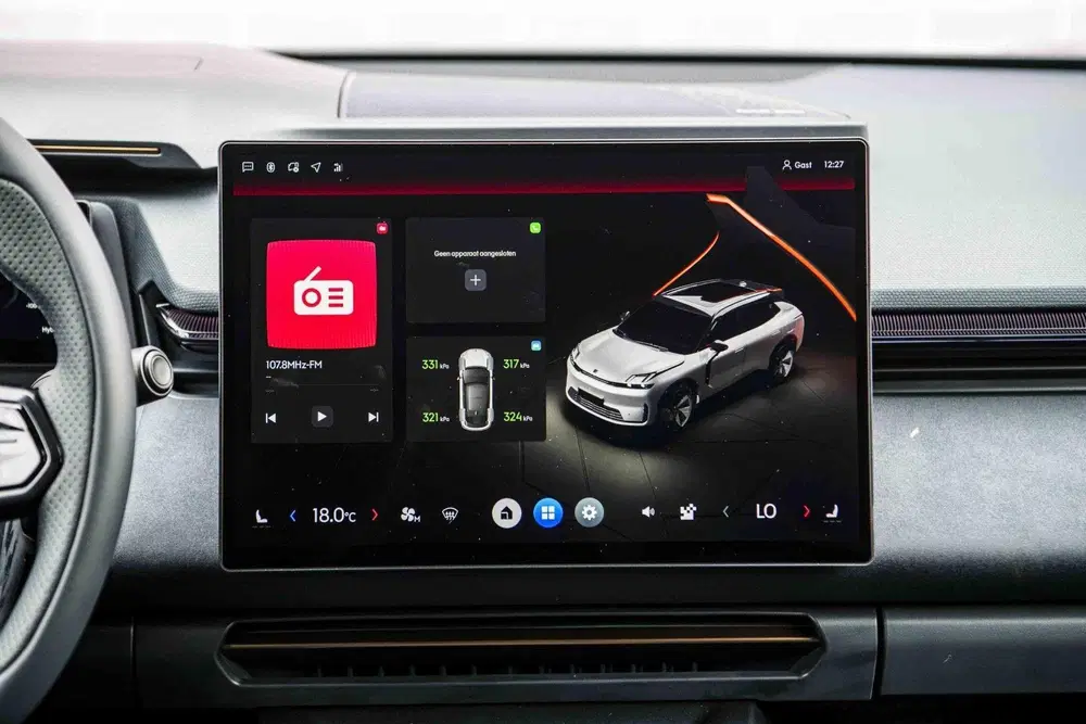 Lynk & Co 08 1.5 Plug-in Hybrid More uit 2025, foto 10