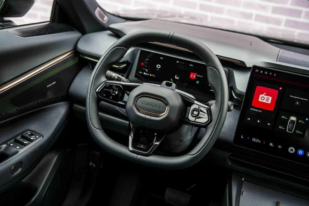 Lynk & Co 08 1.5 Plug-in Hybrid More uit 2025, foto 13