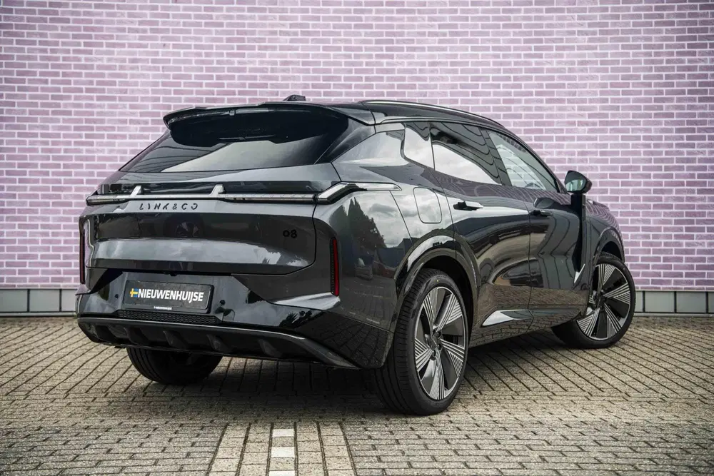 Lynk & Co 08 1.5 Plug-in Hybrid More uit 2025, foto 2