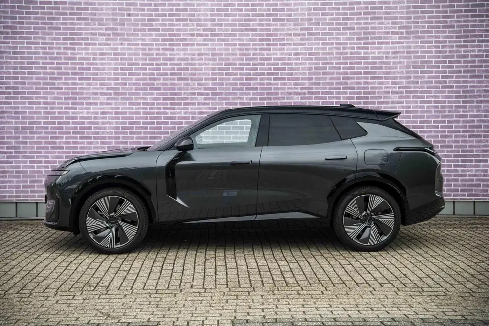 Lynk & Co 08 1.5 Plug-in Hybrid More uit 2025, foto 5