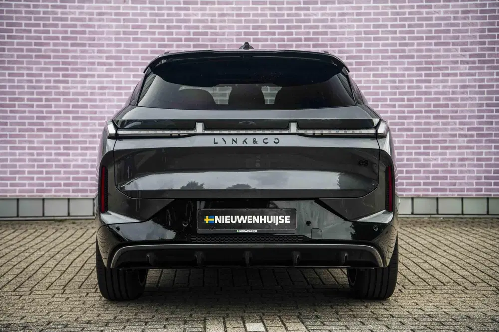 Lynk & Co 08 1.5 Plug-in Hybrid More uit 2025, foto 7