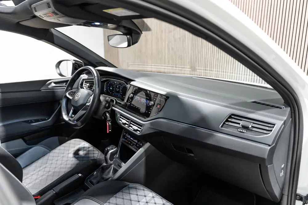 Volkswagen Taigo 1.0 TSI R-Line DSG Pano IQ Navi uit 2024, foto 14