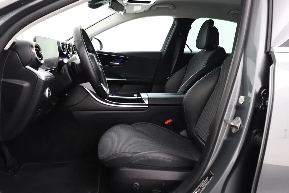 Mercedes-Benz C-Klasse 180 Luxury Line uit 2022, foto 3