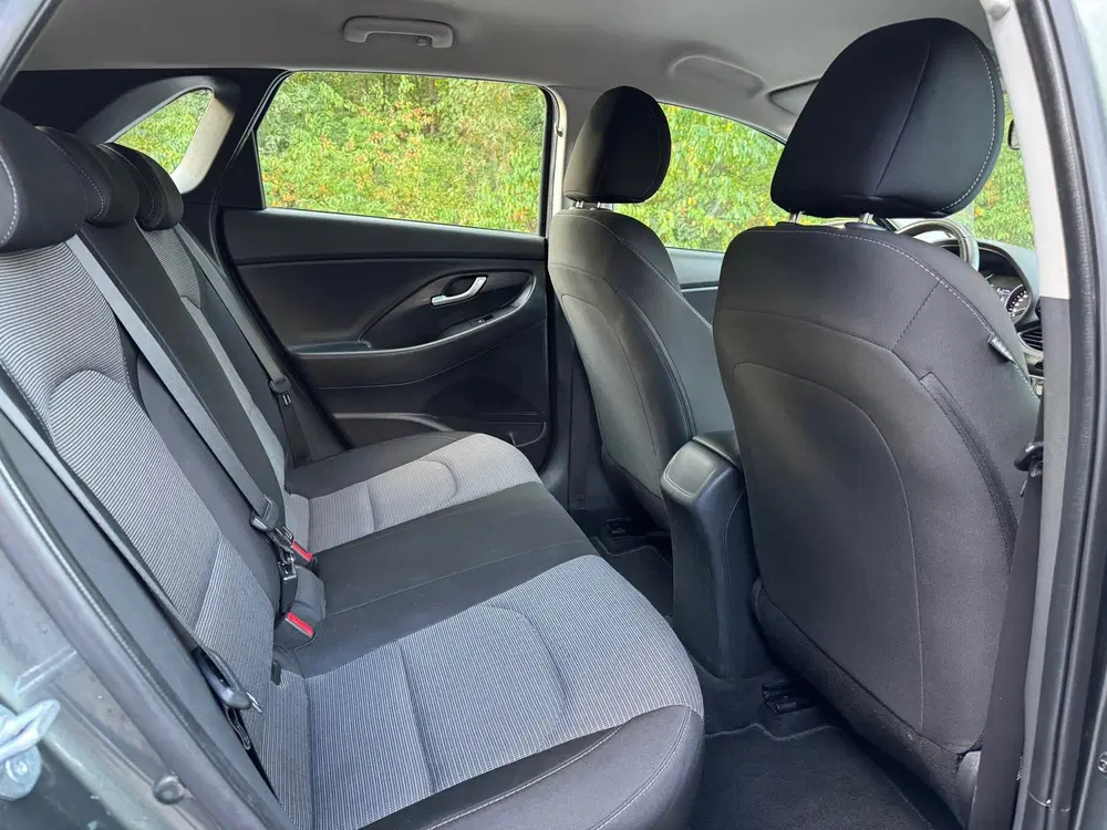 Hyundai i30 1.0 T-GDi MHEV 1e eig DealerOH AUTOMAAT AP uit 2023, foto 9