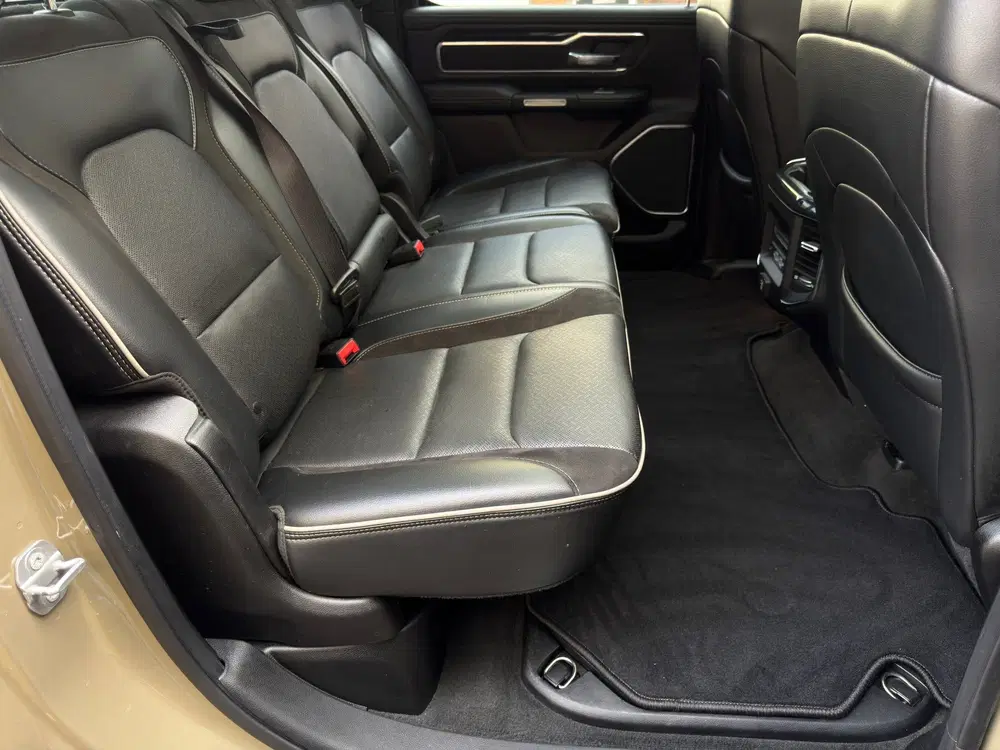 Dodge RAM 5.7 V8 4x4 Crew Cab Laramie uit 2019, foto 11