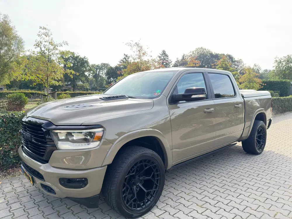 Dodge RAM 5.7 V8 4x4 Crew Cab Laramie uit 2019, foto 2