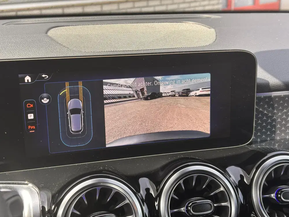 Mercedes-Benz EQB 250+ Essential Line 71 kWh uit 2024, foto 15