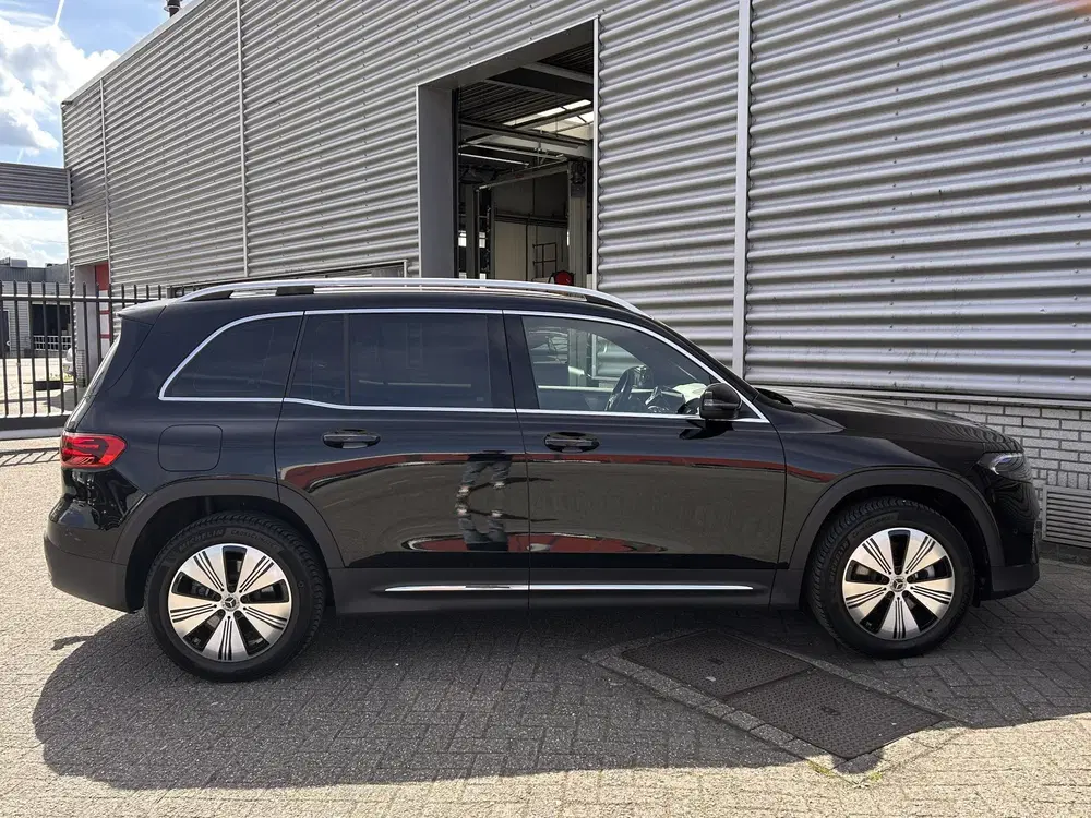 Mercedes-Benz EQB 250+ Essential Line 71 kWh uit 2024, foto 4