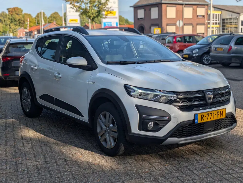 Dacia Sandero 1.0 TCe 90 Comfort uit 2022, foto 4