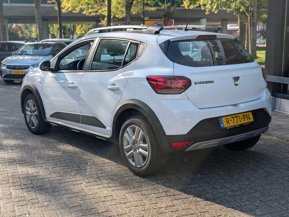 Dacia Sandero 1.0 TCe 90 Comfort uit 2022, foto 8