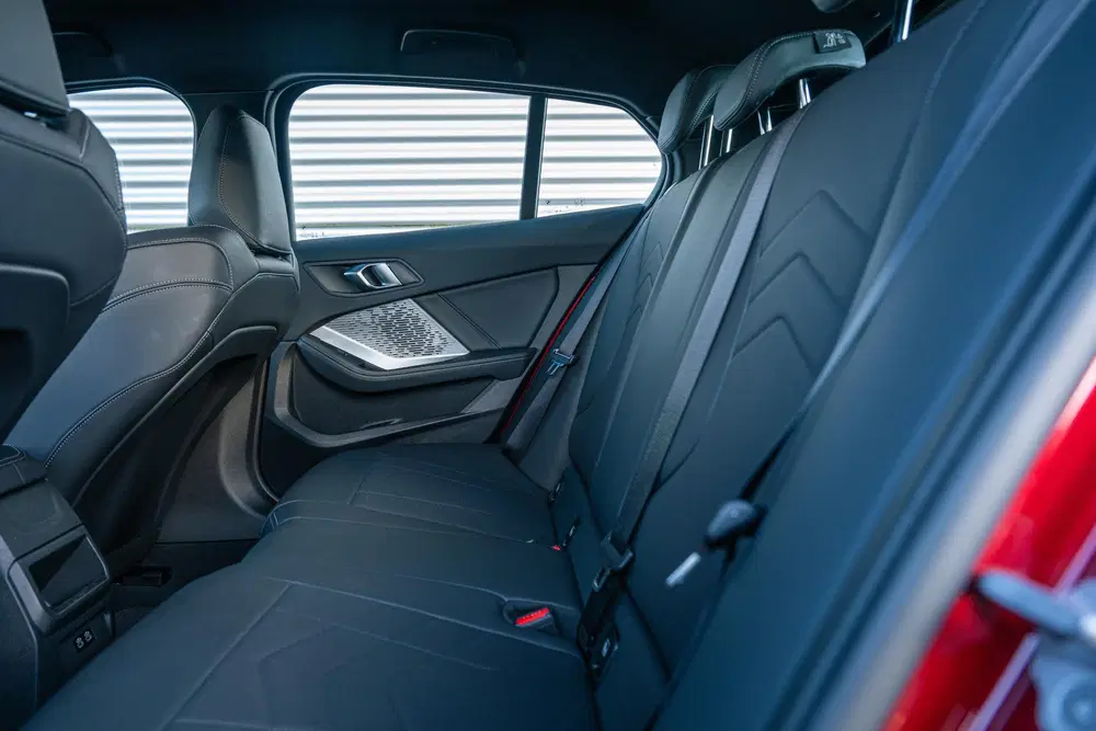 BMW 1-serie 120 M Sport Automaat uit 2025, foto 10