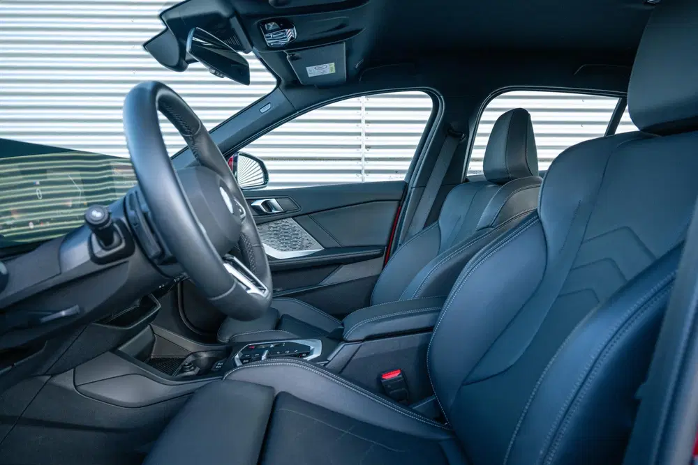 BMW 1-serie 120 M Sport Automaat uit 2025, foto 4