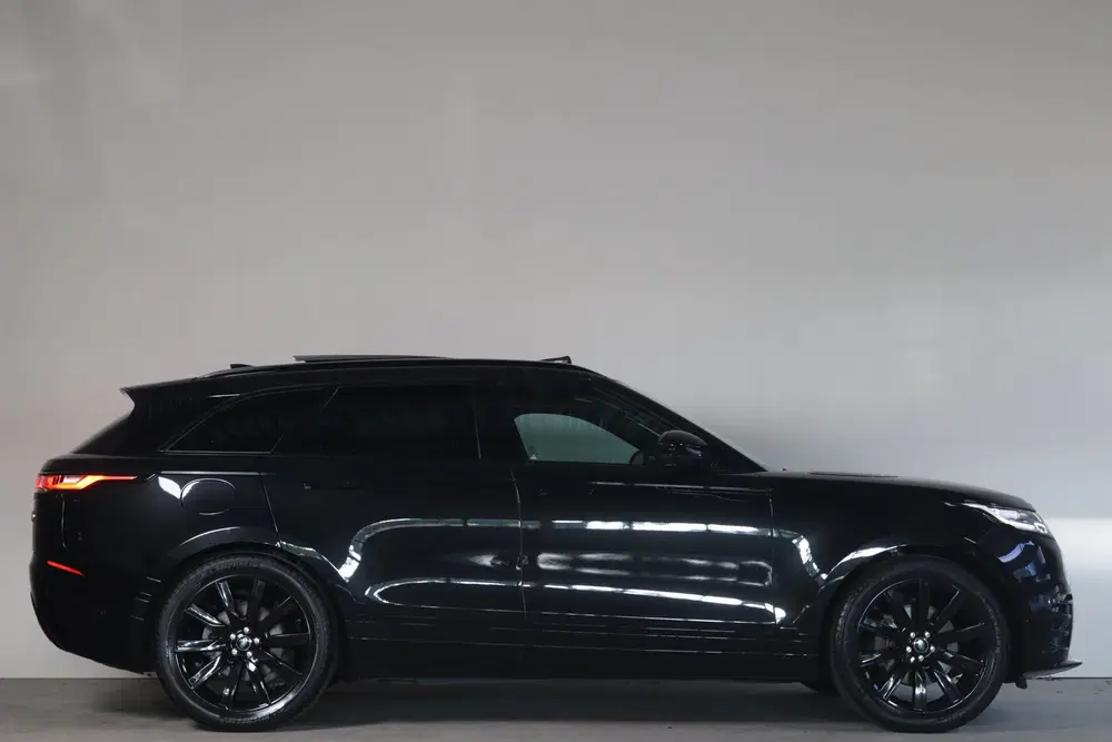 Land Rover Range Rover Velar 3.0 D300 AWD HSE Pano I Meridia uit 2019, foto 15