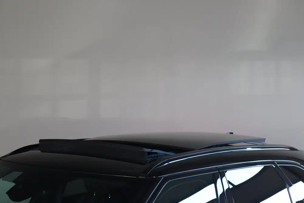 Land Rover Range Rover Velar 3.0 D300 AWD HSE Pano I Meridia uit 2019, foto 3