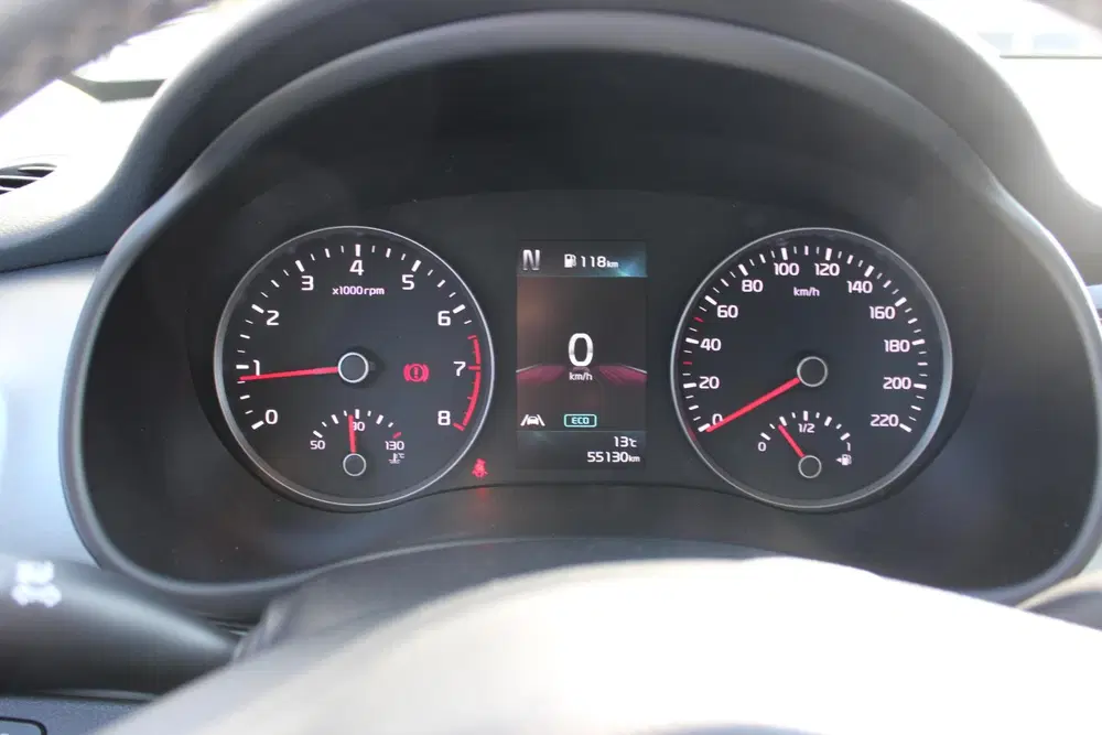 Kia Stonic 1.0 T-GDi MHEV DynamicPlusLine ACHTERUITRI uit 2022, foto 15