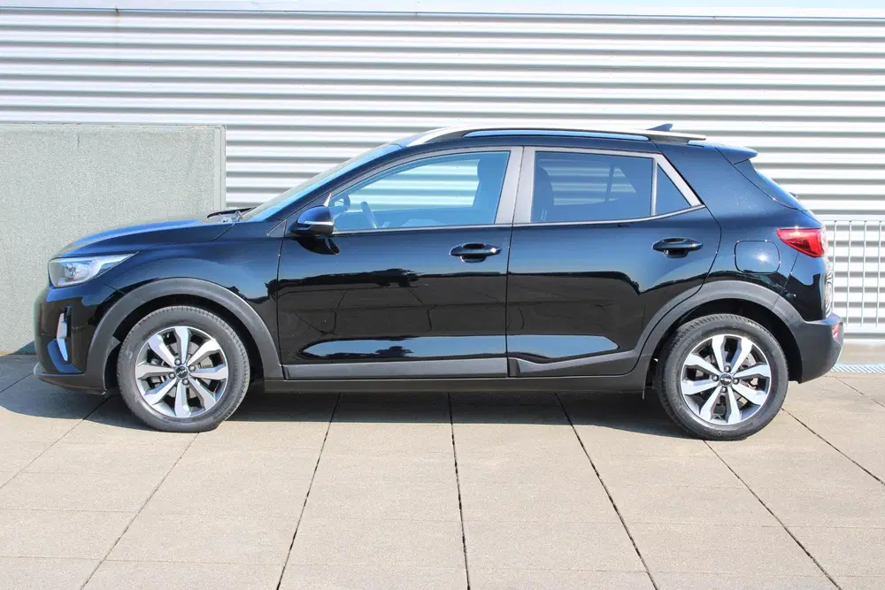 Kia Stonic 1.0 T-GDi MHEV DynamicPlusLine ACHTERUITRI uit 2022, foto 5